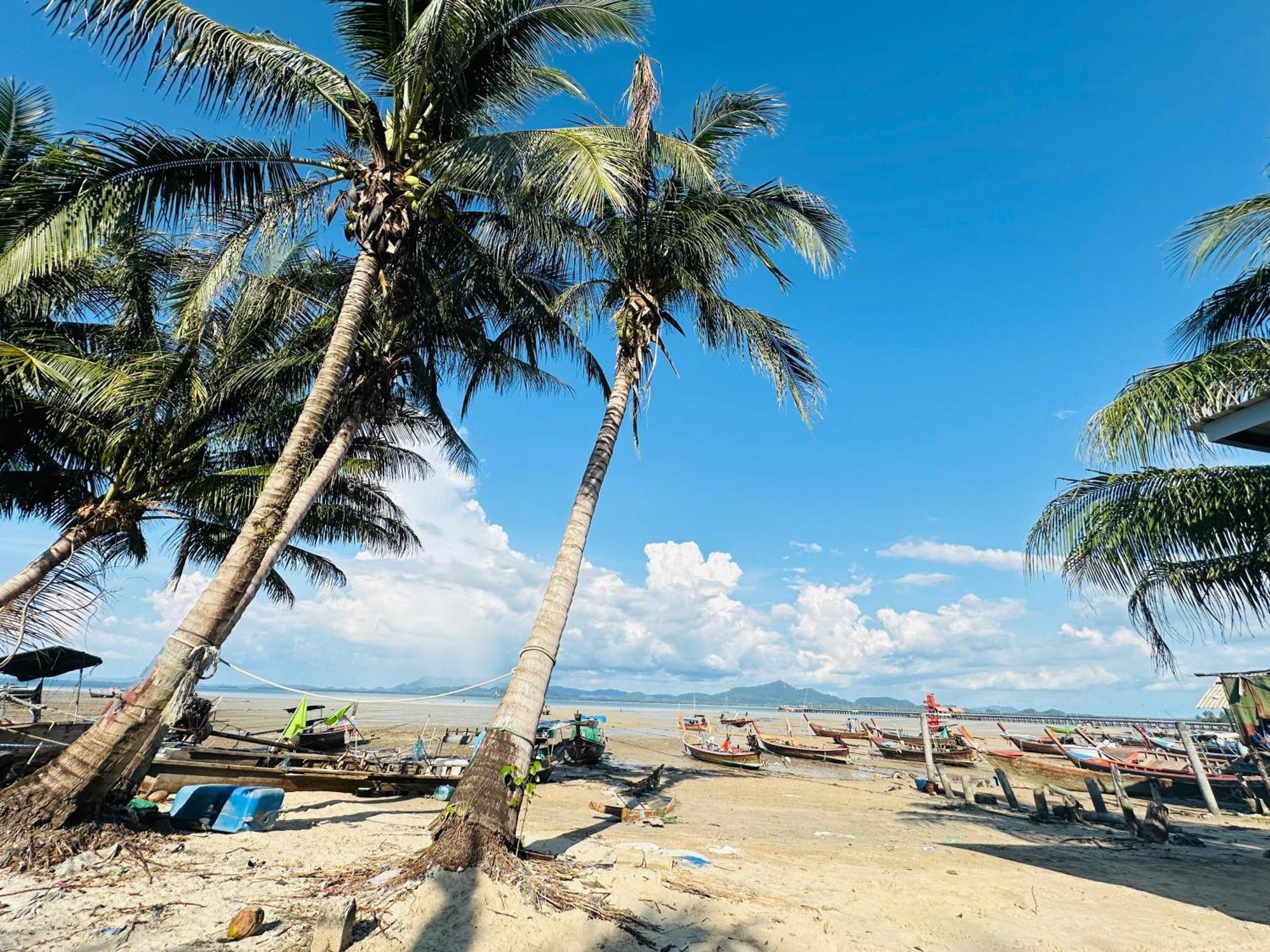 Hotel Koh Mook Rem Ley à Trang Extérieur photo